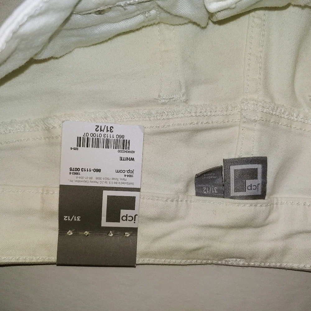 NWT JCP White Denim Shorts 31